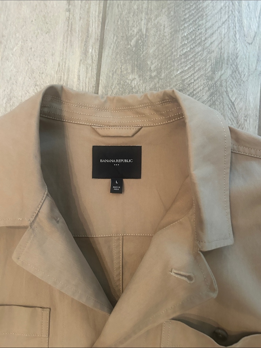 Banana Republic Men's Beige Field Jacket - Picture 2 of 3